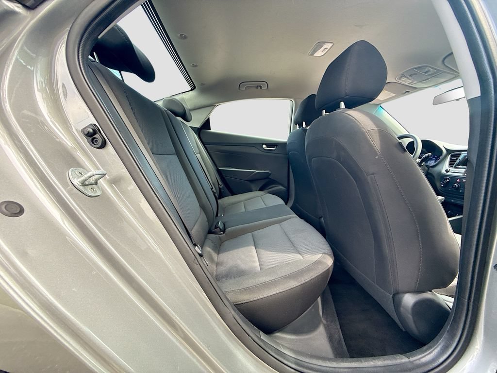 Used 2021 Hyundai Accent SE FWD image 26