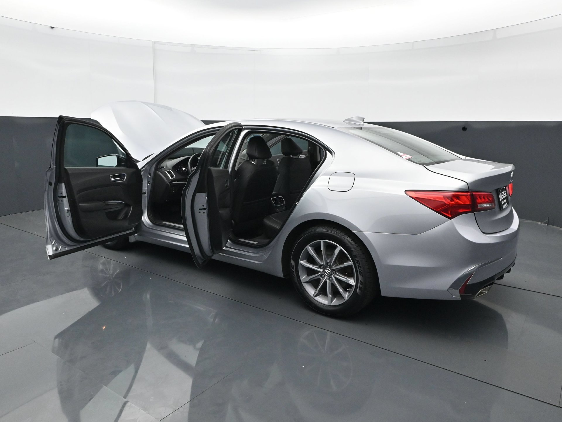 Used 2019 Acura TLX w/ Technology Package FWD image 29