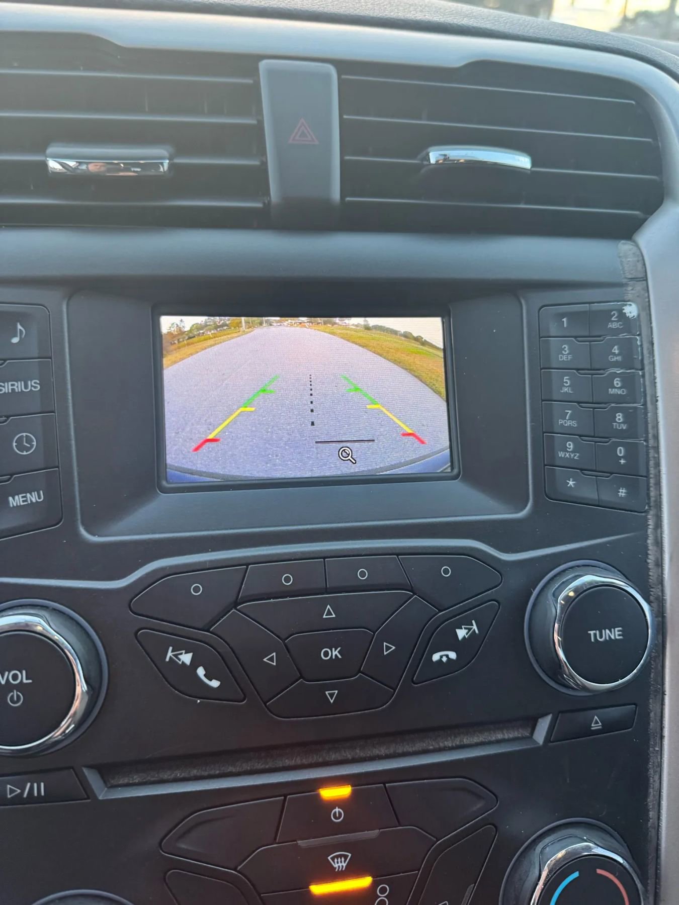 Used 2015 Ford Fusion SE w/ Equipment Group 202A image 17