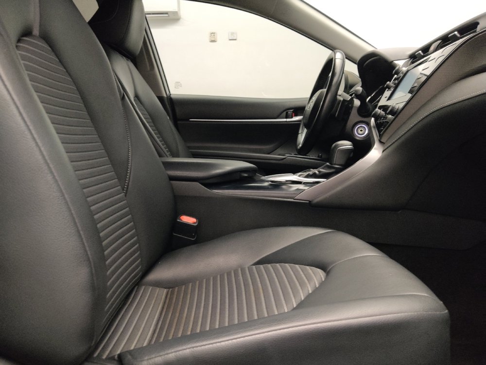 Used 2019 Toyota Camry SE image 21