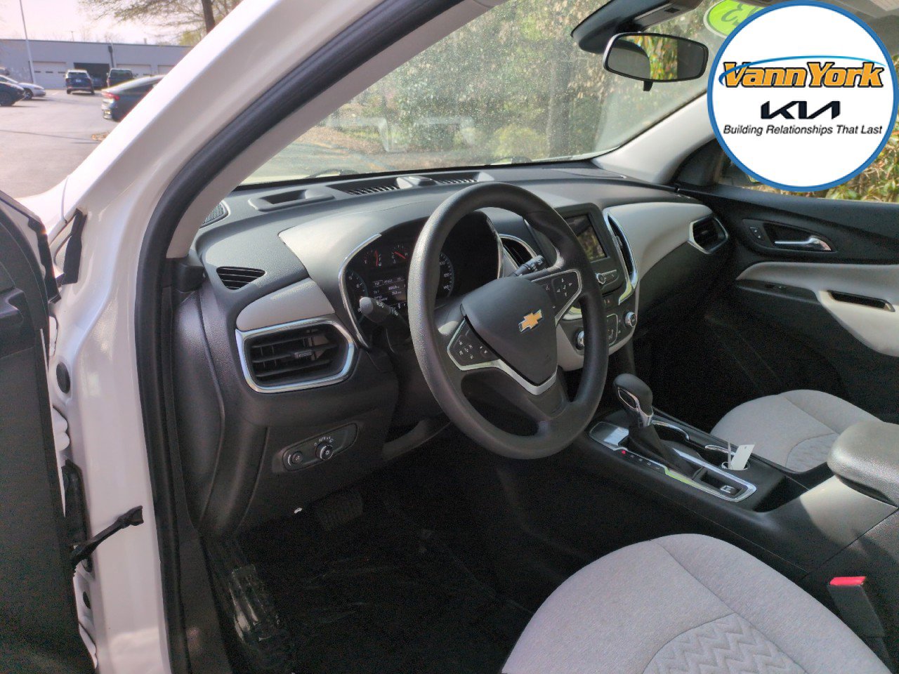 Used 2023 Chevrolet Equinox LS w/ Driver Confidence II Package image 19