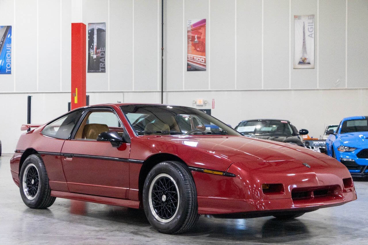 Used 1988 Pontiac Fiero GT image 8