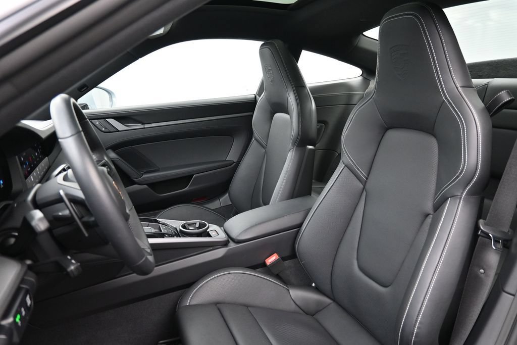 Certified 2025 Porsche 911 Carrera S RWD image 5