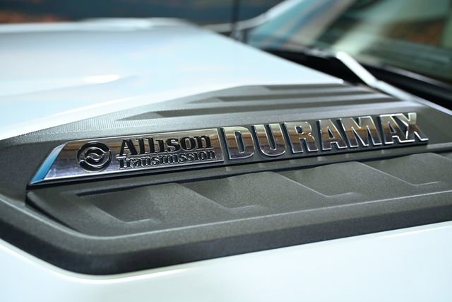 Used 2025 Chevrolet Silverado 2500 LT w/ Convenience Package image 16