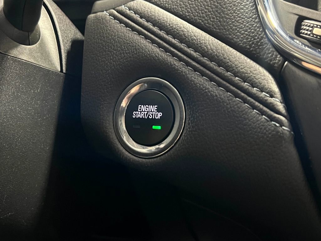 Used 2018 Chevrolet Cruze LT FWD image 22