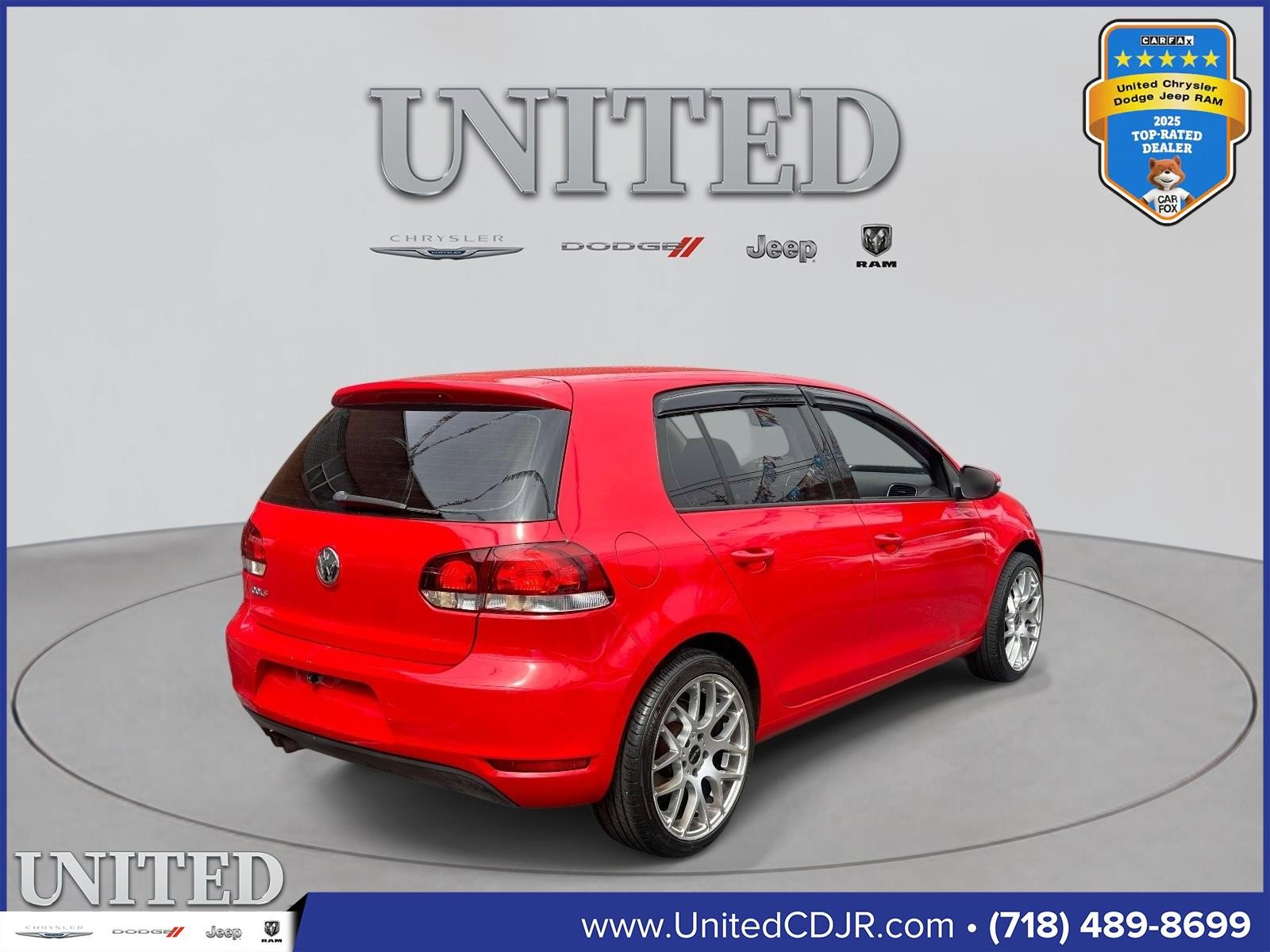 Used 2012 Volkswagen Golf 4-Door image 3