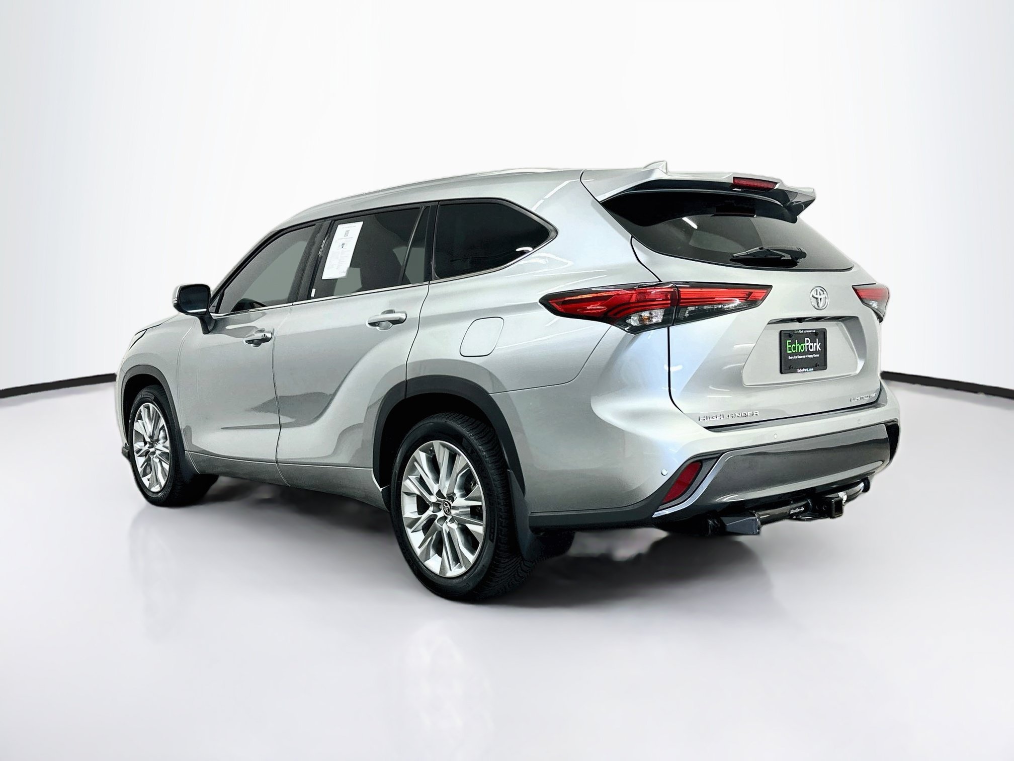Used 2021 Toyota Highlander Limited AWD/4WD image 5