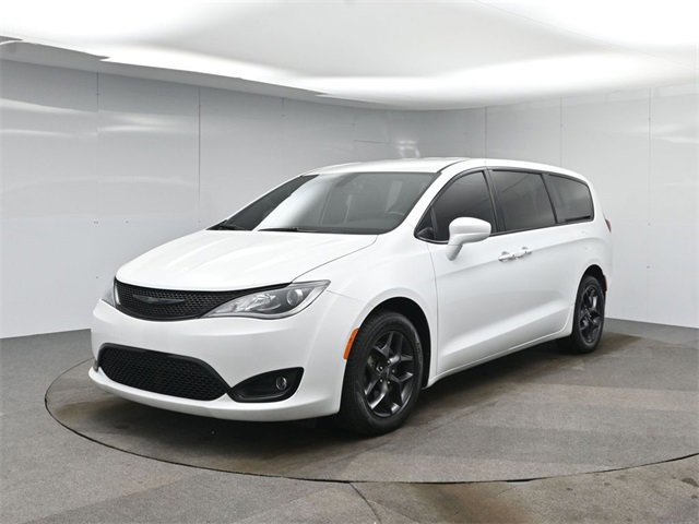 Used 2020 Chrysler Pacifica Touring w/ S Appearance Package