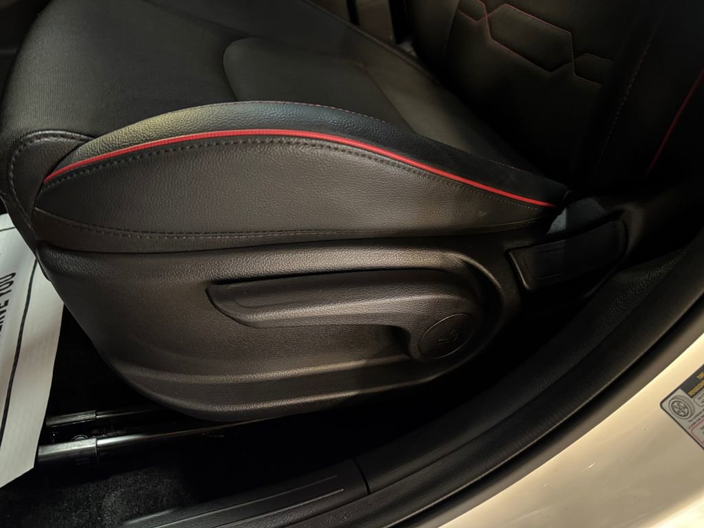 Used 2021 Kia Forte GT image 13