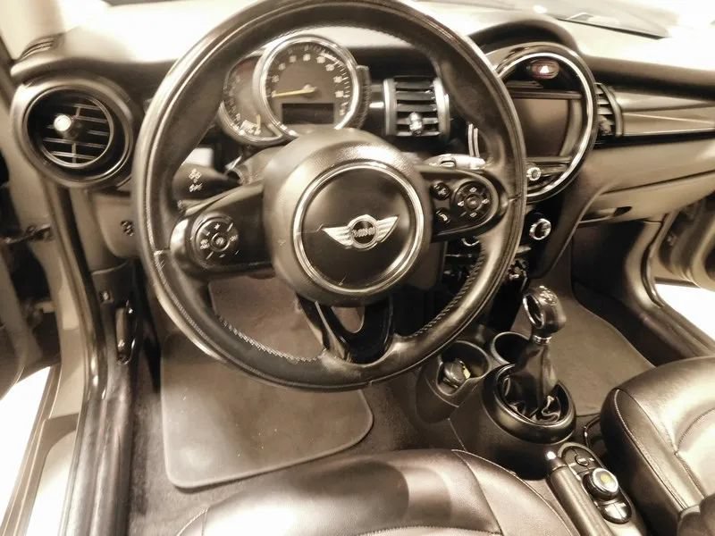 Used 2017 MINI Cooper 2-Door Hardtop FWD image 31