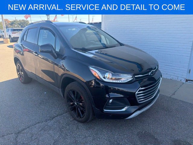 Used 2018 Chevrolet Trax LT w/ Redline Edition AWD/4WD image 17