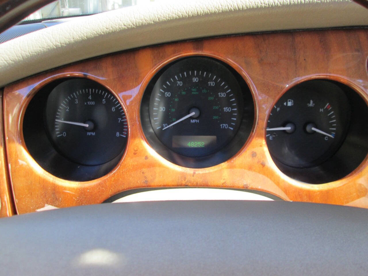 Used 1998 Jaguar XK8 XK8 2dr Convertible image 4