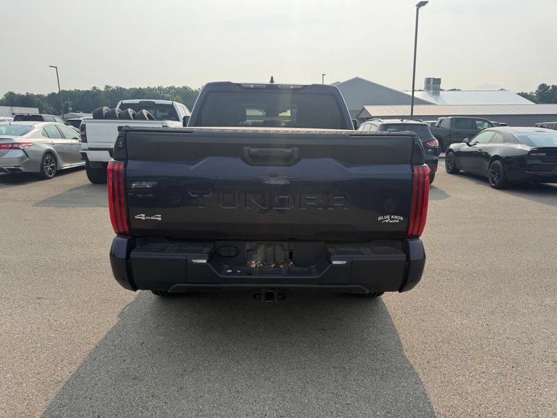 Used 2022 Toyota Tundra SR5 w/ SR5 Convenience Package AWD/4WD image 12