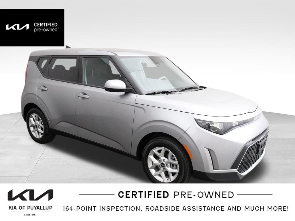 Certified 2025 Kia Soul S FWD image 4