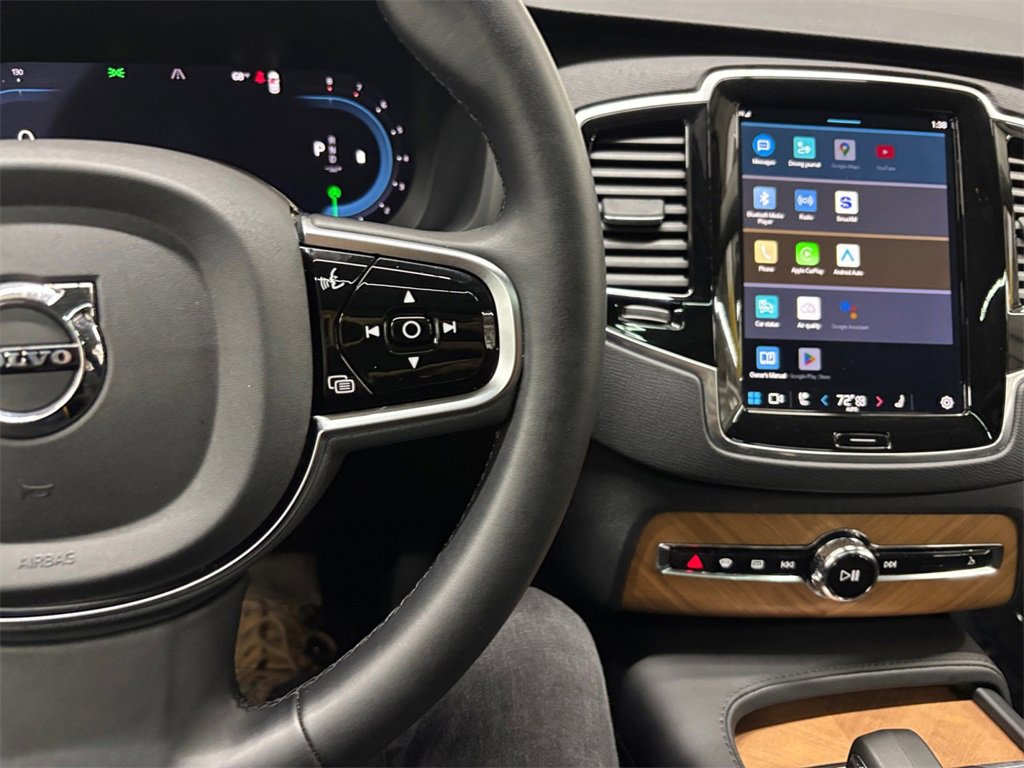 Certified 2025 Volvo XC90 B5 Plus w/ Protection Package Premier image 29