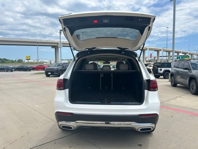 Used 2021 Mercedes-Benz GLC 300 image 8