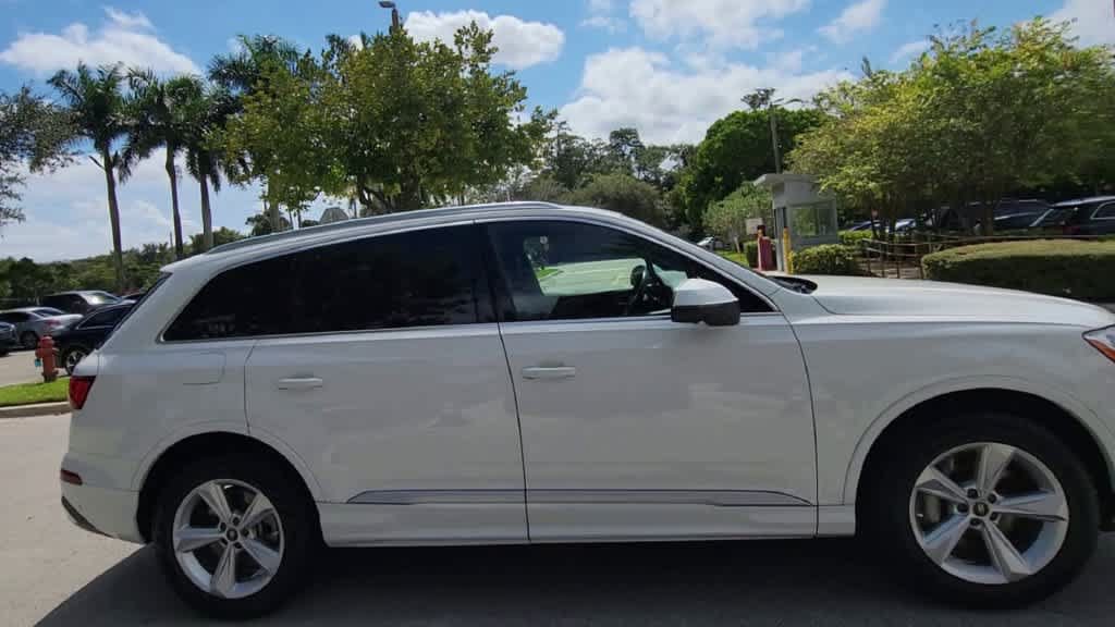 Certified 2023 Audi Q7 2.0T Premium Plus AWD/4WD image 9