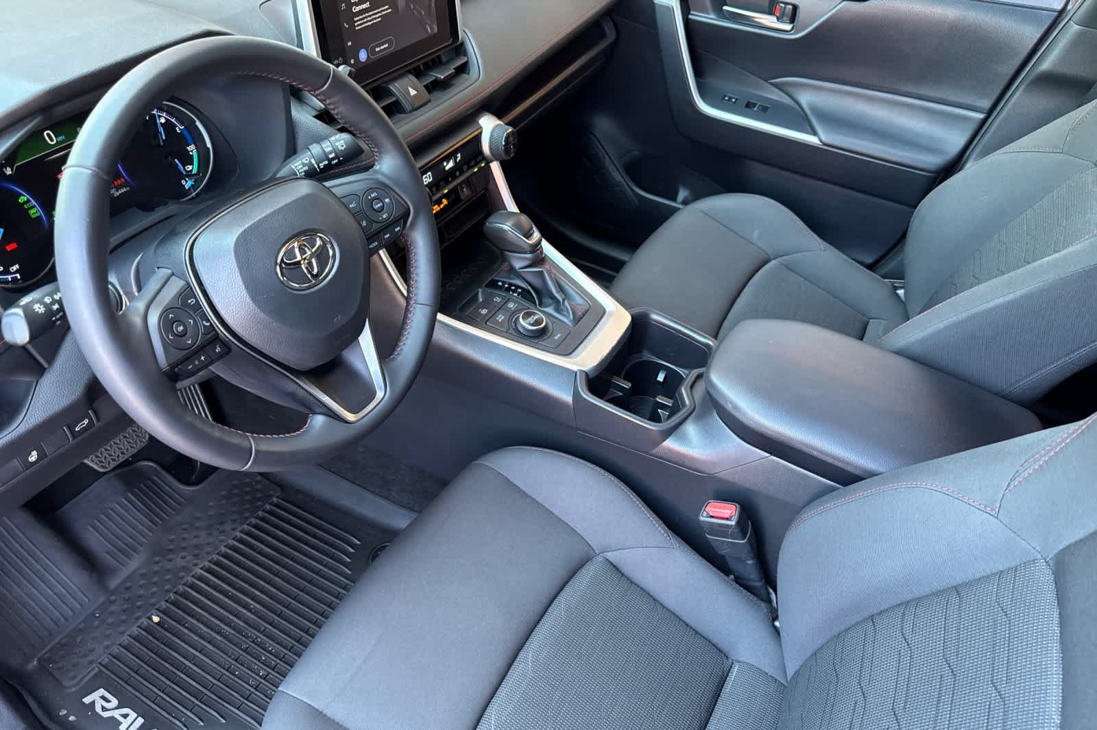 Used 2024 Toyota RAV4 SE w/ Weather & Moonroof Package AWD/4WD image 9