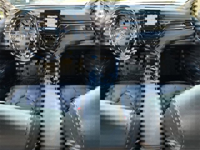 Used 2022 Toyota Camry SE image 10