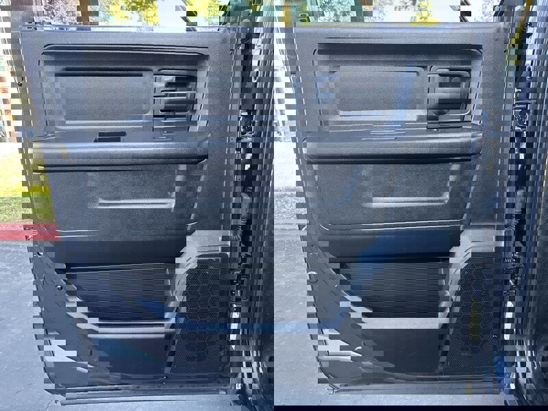 Used 2014 RAM 1500 Express image 31