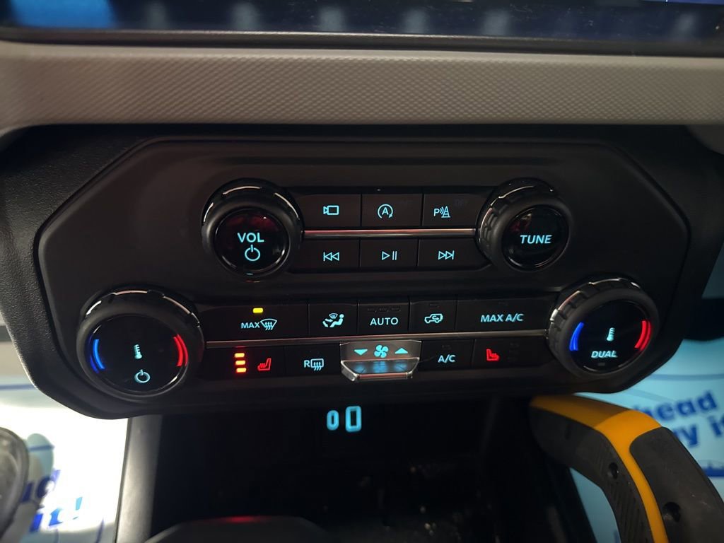 Used 2022 Ford Bronco Badlands w/ Sasquatch Package image 18