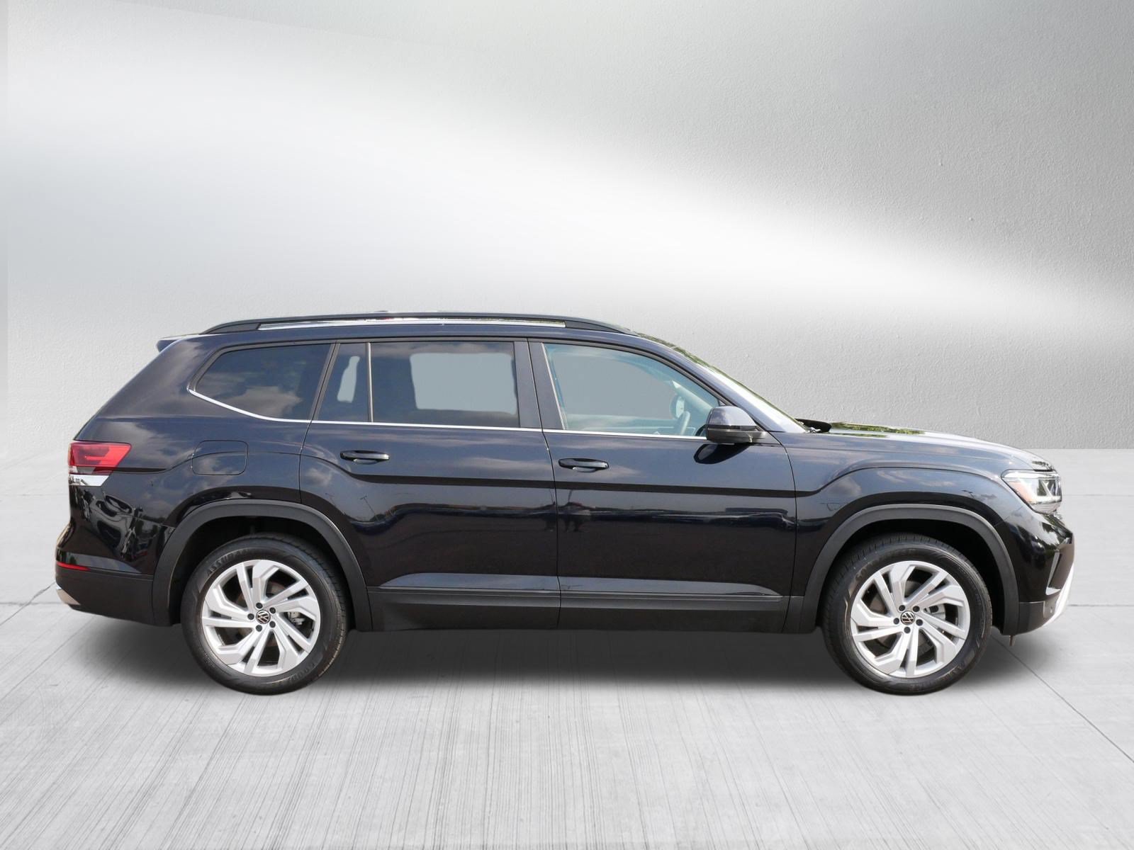Certified 2023 Volkswagen Atlas SE w/ Panoramic Sunroof Package AWD/4WD image 8