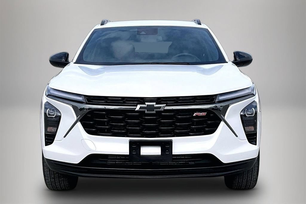 Used 2025 Chevrolet Trax RS FWD image 3