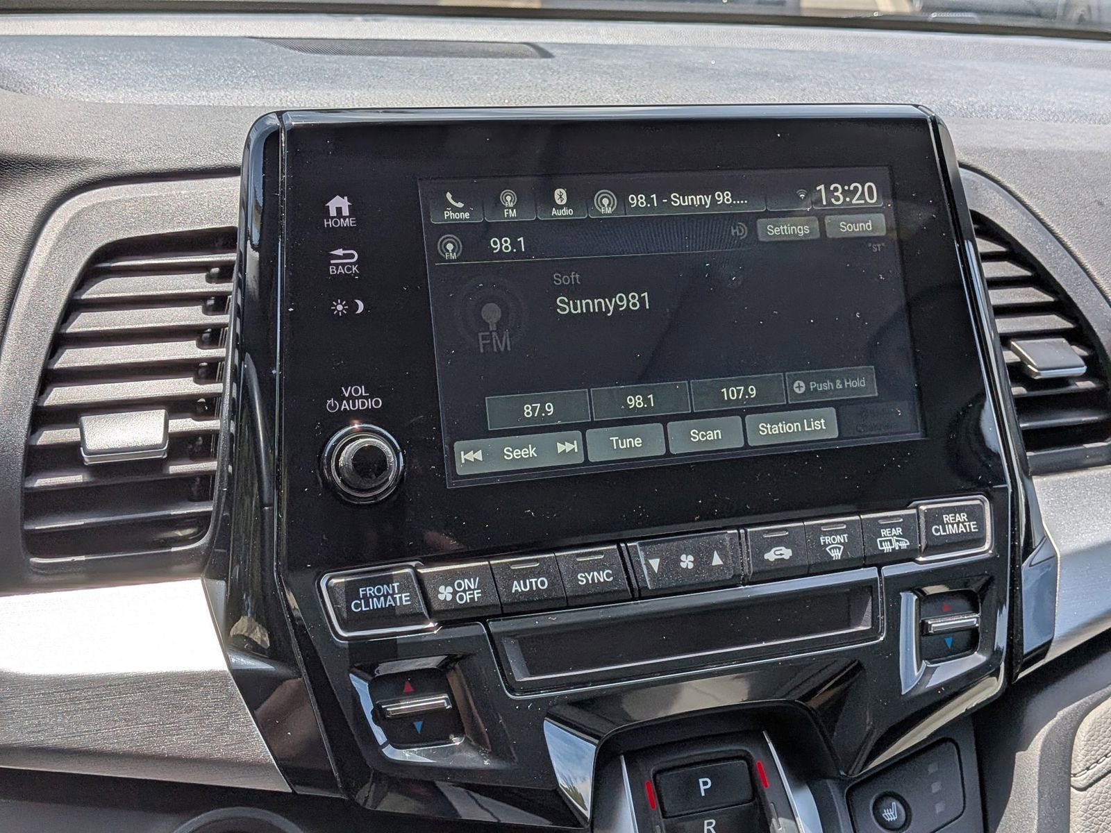 Used 2023 Honda Odyssey EX-L image 17