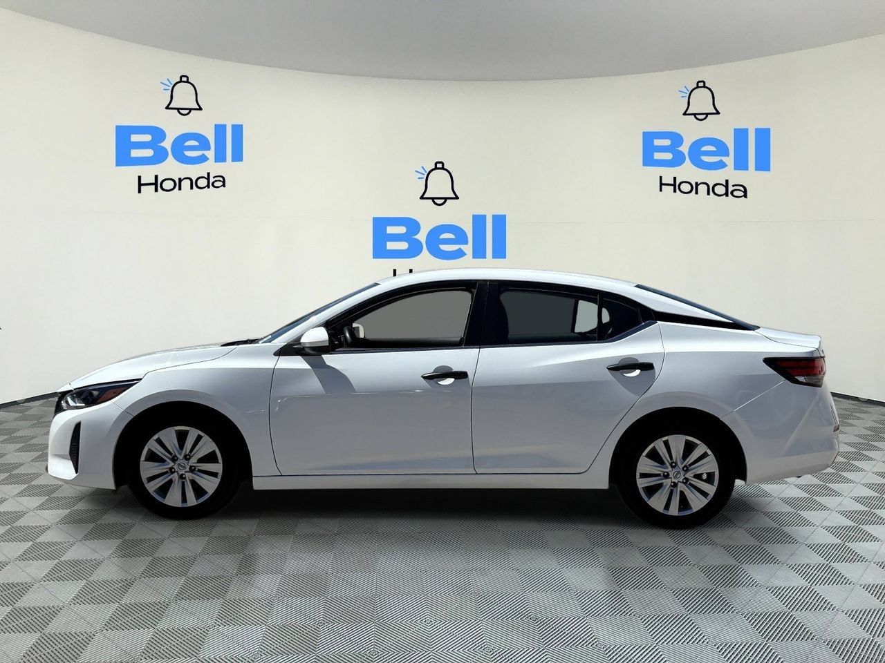 Used 2024 Nissan Sentra S FWD video 2