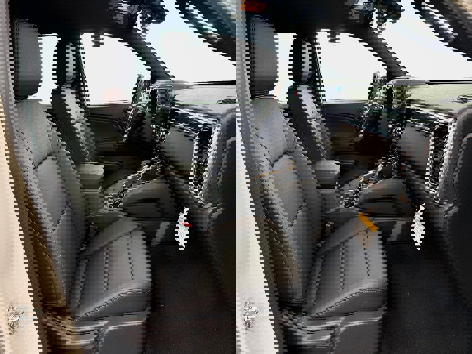 New 2026 GMC Canyon Elevation w/ Convenience Package image 12