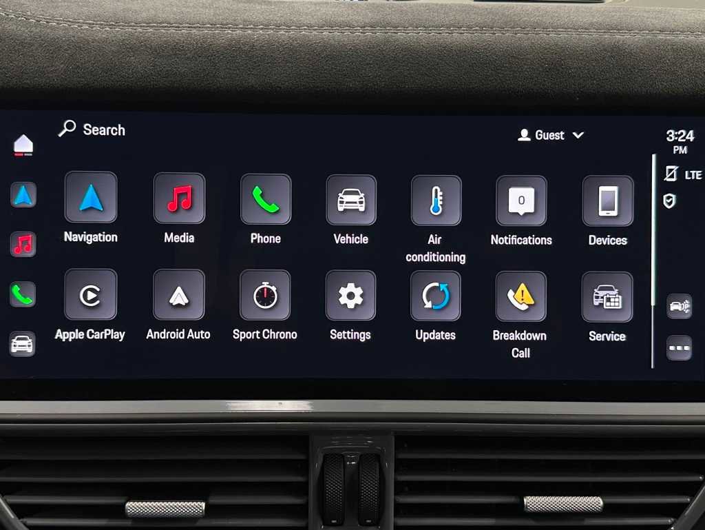 Used 2022 Porsche Cayenne Turbo GT image 36