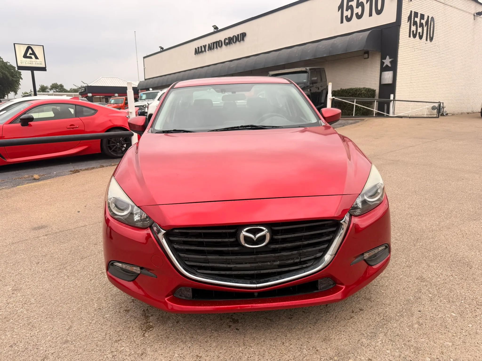Used 2017 MAZDA MAZDA3 Sport FWD image 8
