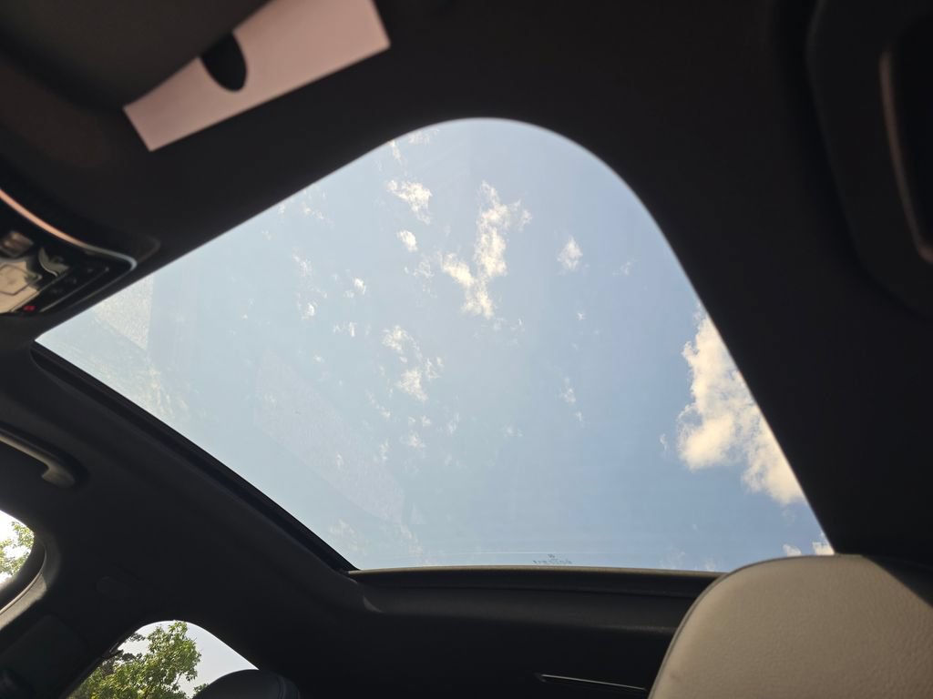 New 2027 Mercedes-Benz GLC 300 4MATIC image 3