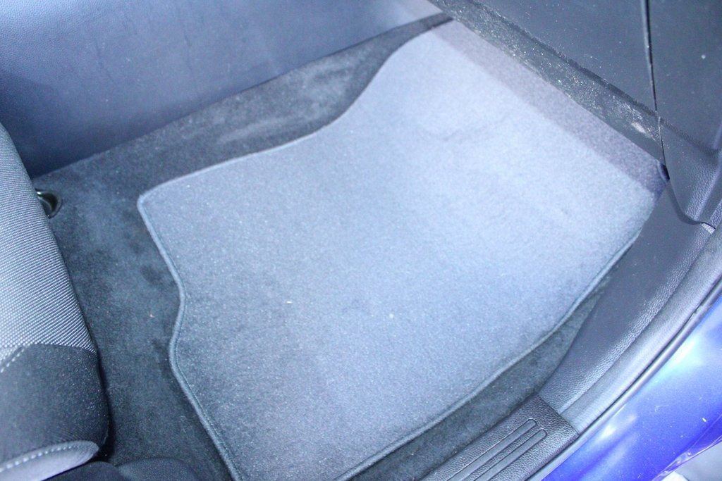 Used 2025 Honda CR-V LX image 40