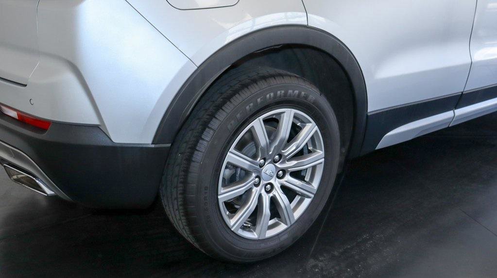 Used 2020 Cadillac XT4 Premium Luxury image 12