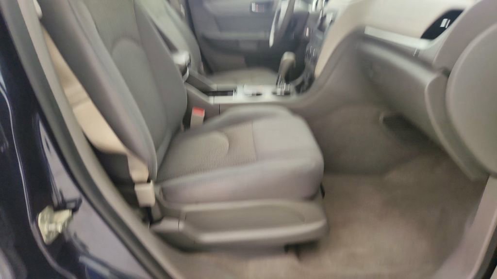 Used 2015 Chevrolet Traverse LS FWD image 30