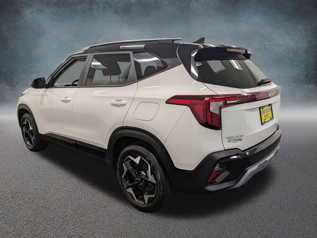 Used 2025 Kia Seltos S image 6