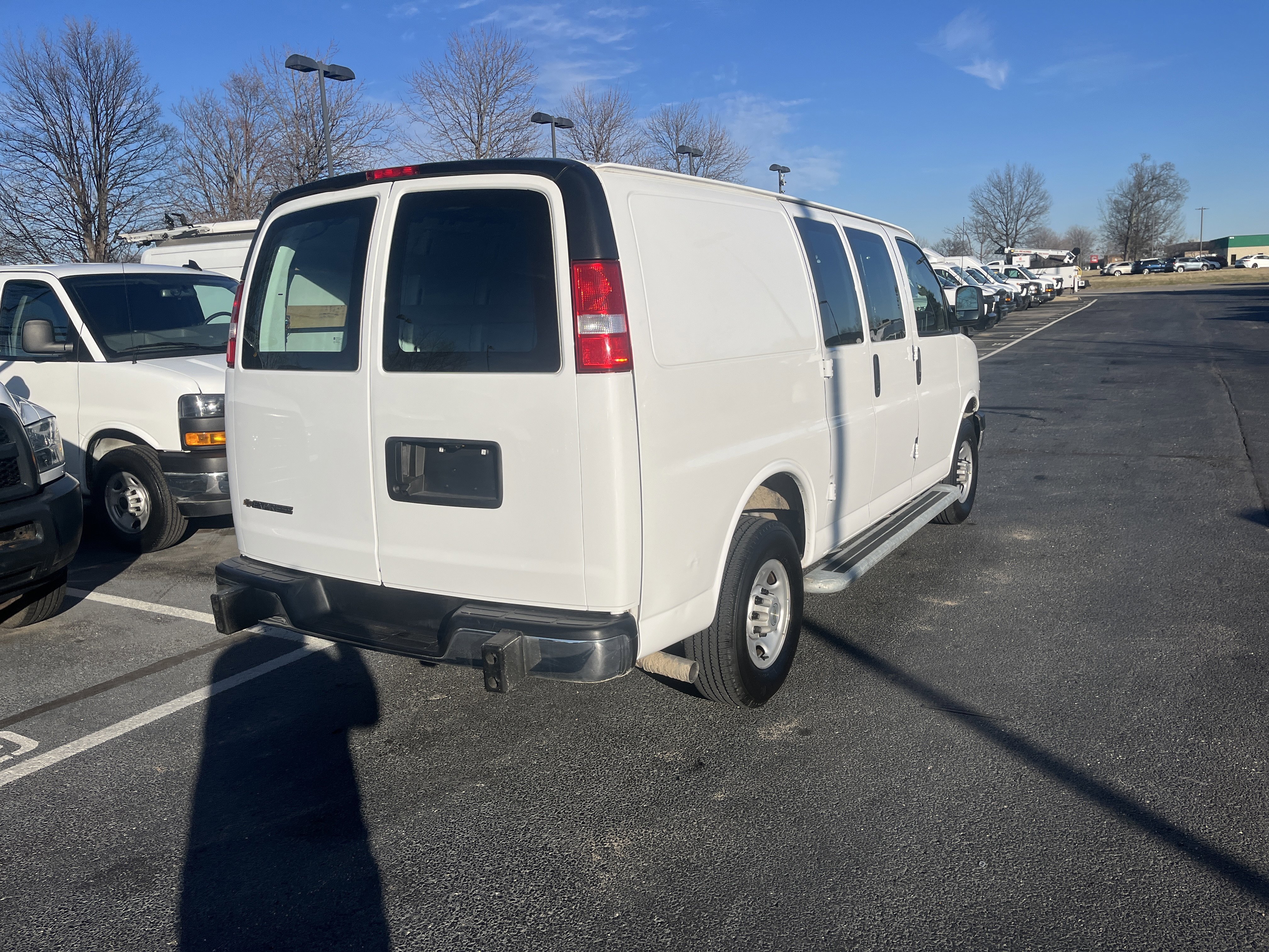 Used 2024 Chevrolet Express 2500 w/ Driver Convenience Package image 8