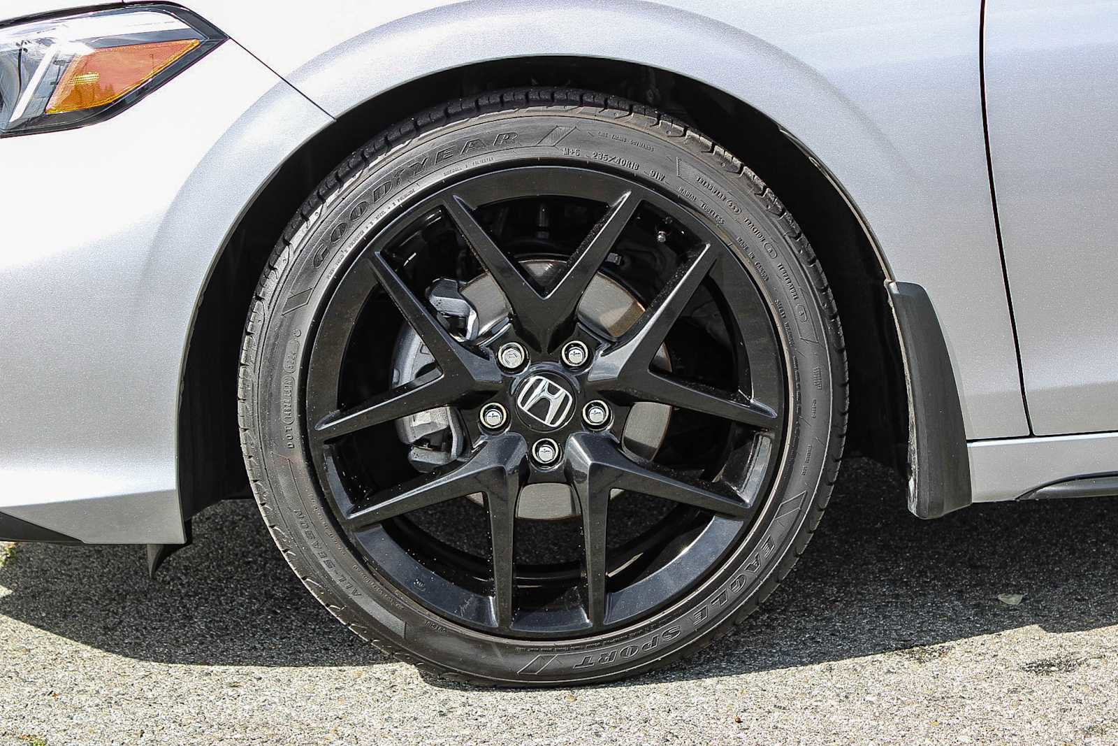 Certified 2025 Honda Civic Sport image 9