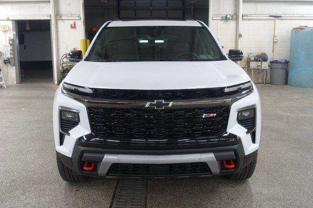 New 2026 Chevrolet Traverse Z71 w/ Enhanced Driving Package image 2