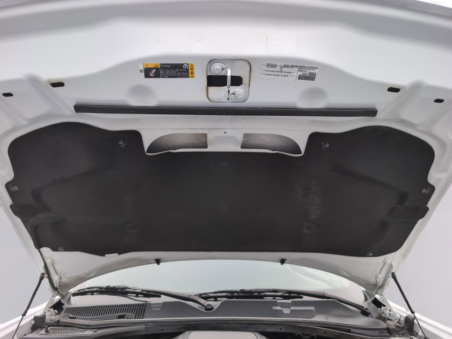 Used 2020 Dodge Challenger R/T w/ Plus Package image 29