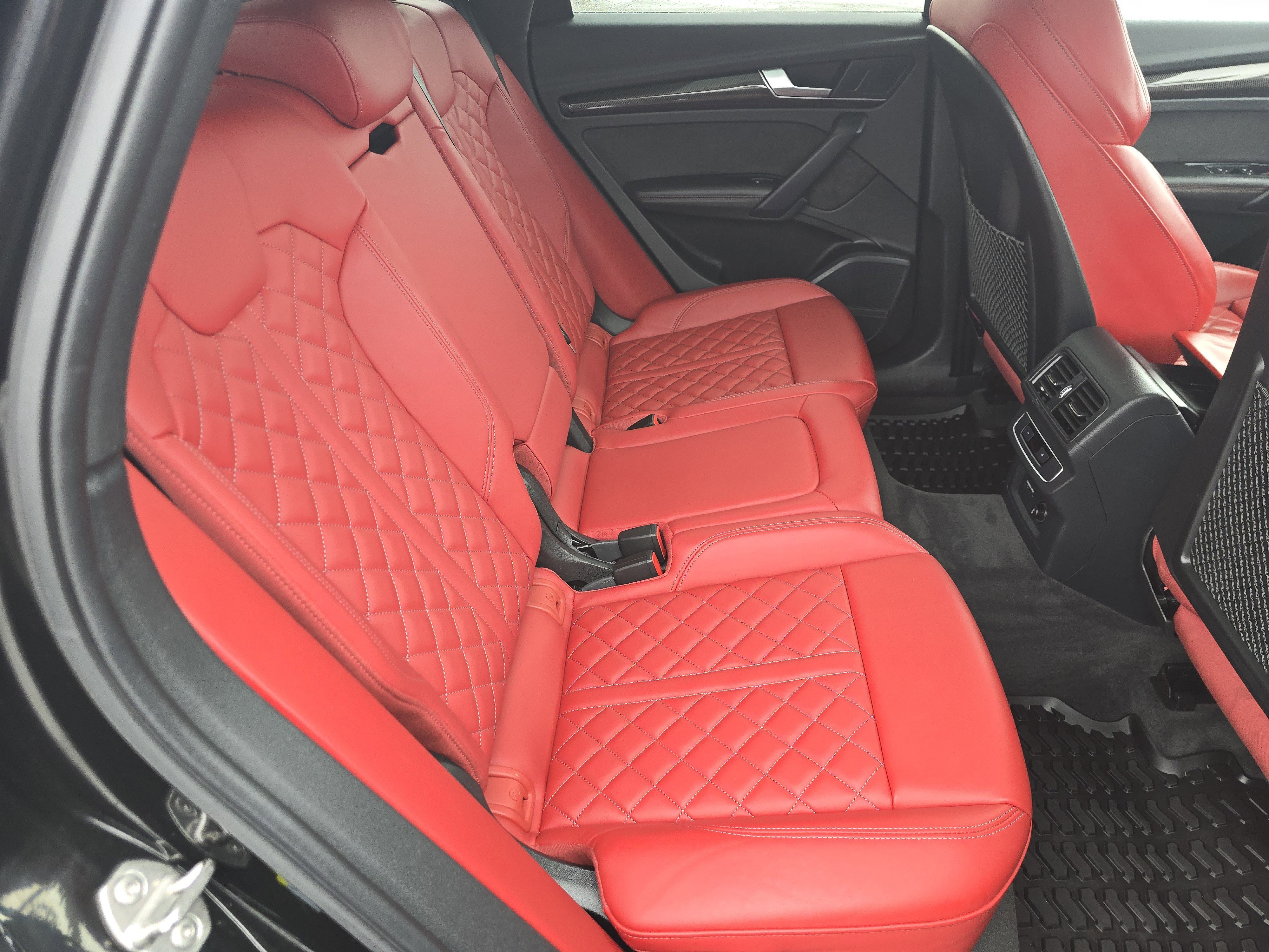 Certified 2023 Audi SQ5 Premium Plus w/ Premium Plus Package AWD/4WD image 18