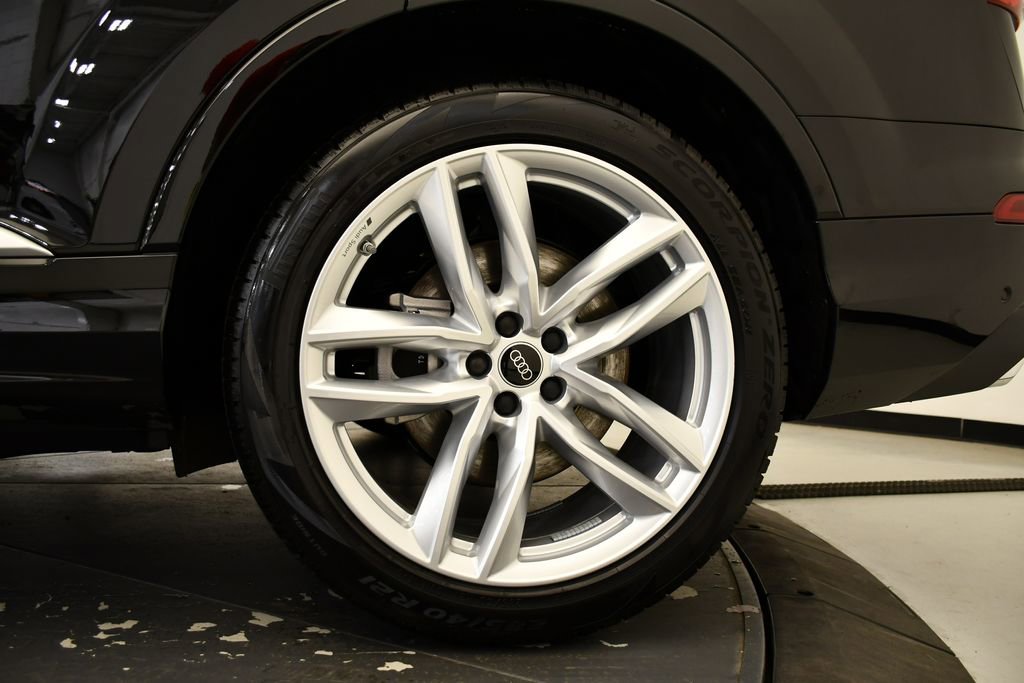 New 2025 Audi Q7 3.0T Premium Plus image 14