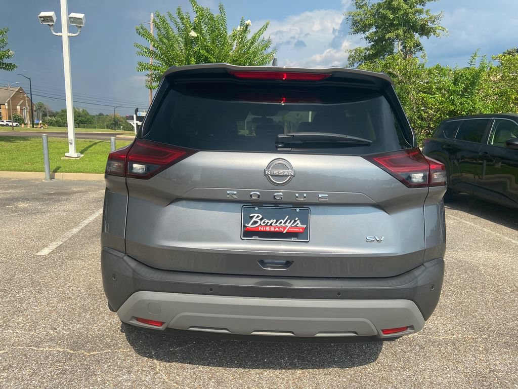 Used 2023 Nissan Rogue SV FWD image 6