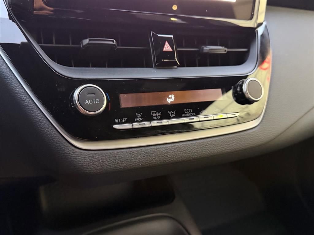 Used 2026 Toyota Corolla SE image 20