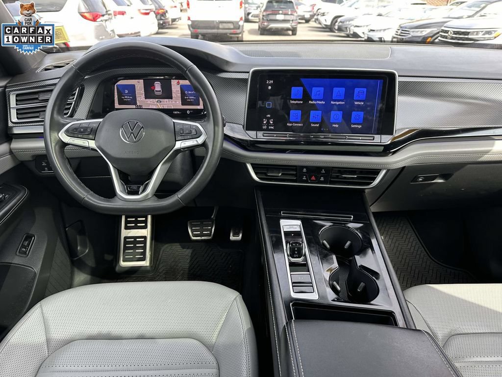 Used 2024 Volkswagen Atlas Cross Sport SEL R-Line AWD/4WD image 12