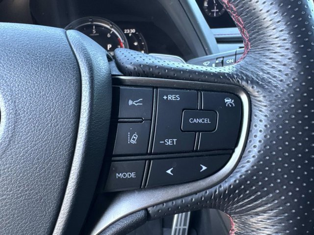 Used 2019 Lexus UX 200 F Sport image 25