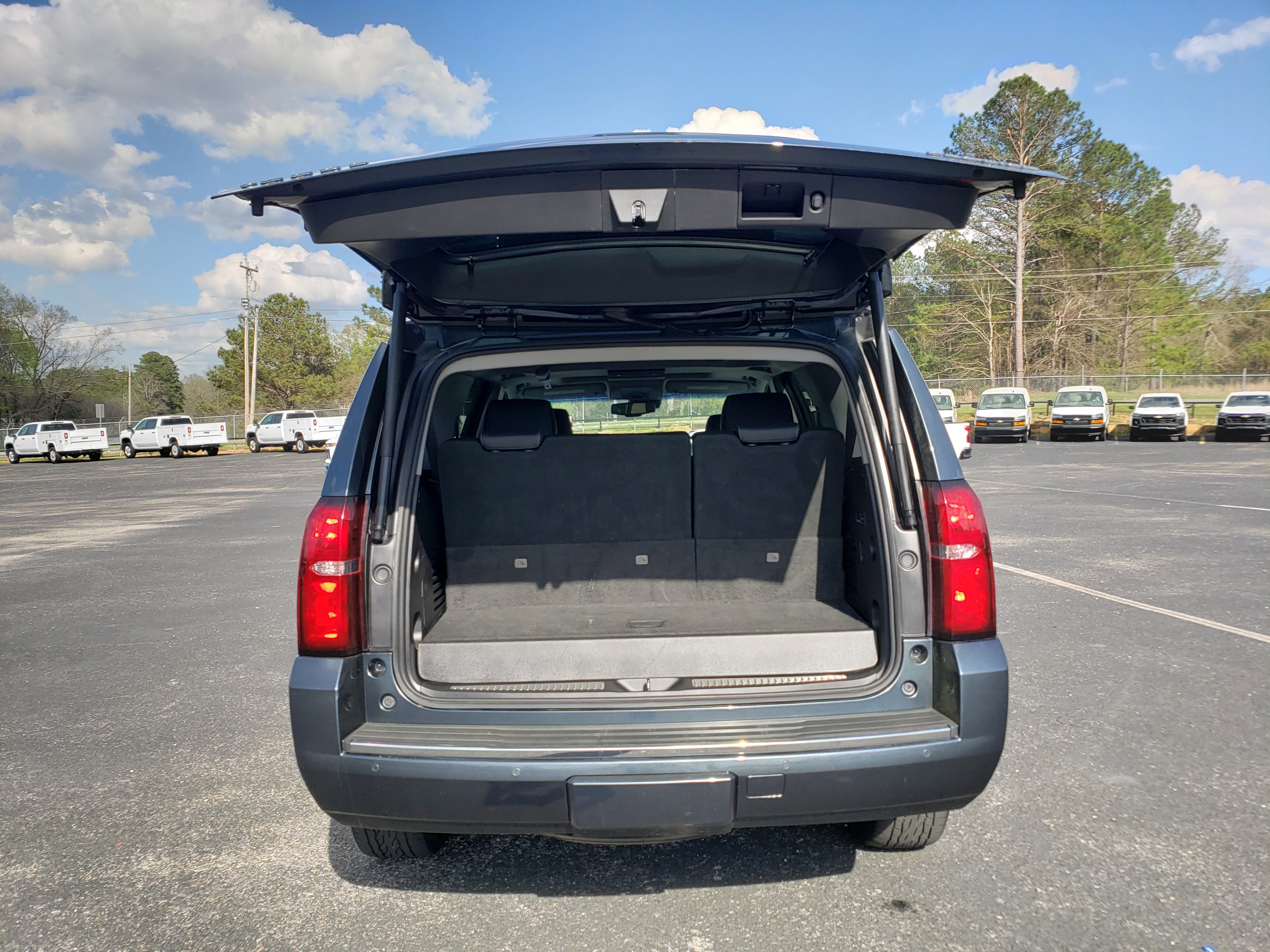 Used 2019 Chevrolet Tahoe Premier image 9