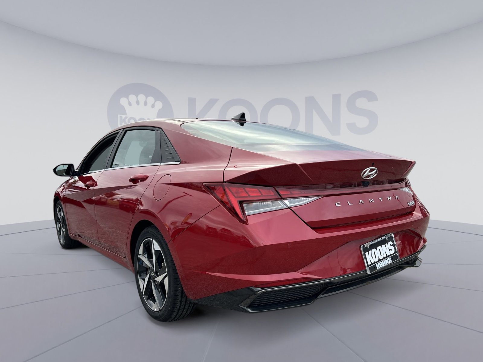 Used 2023 Hyundai Elantra Limited image 4