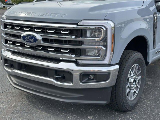 New 2026 Ford F350 Lariat w/ FX4 Off-Road Package image 8